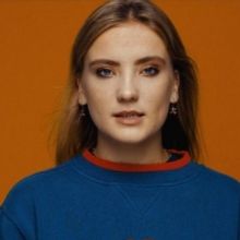 Elise Eriksen Releases 'Less' Video