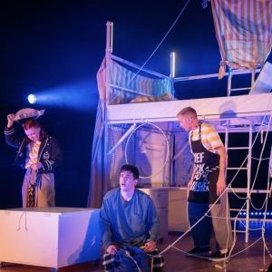 Review: TREASURE ISLAND, Platform