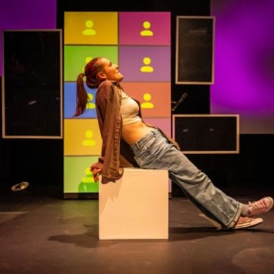 Review: I REALLY DO THINK THIS WILL CHANGE YOUR LIFE, Mercury Studio