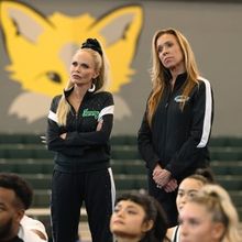 Photos/Video: Kristin Chenoweth Is a College Cheer Coach in STUMBLE Trailer