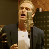 VIDEO: Cody Simpson & Annie Aitken Sing 'I’ve Never Been In Love Before' from GUYS &… Video