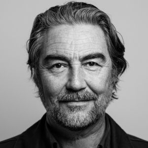 Nathaniel Parker, Simon Chandler and Gyuri Sarossy Lead Cast for UK Première…