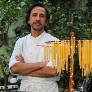 WHAT'S IN THE KITCHEN To Make Fringe Debut As Part Of The Sāo Paulo Showcase