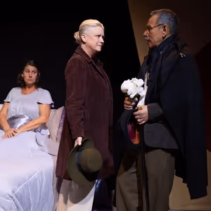 Review: DISPERSION OF LIGHT at Desert Ensemble Theatre