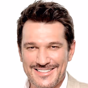 Feature: This Summer St. Louis Will Get a Double Shot of Paulo Szot