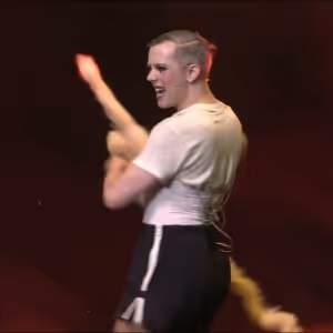 Video: Cole Escola Performs 'Iowa Stubborn' at MCC MISCAST25