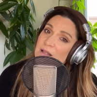 VIDEO: Shoshana Bean Sings 'Amplify' for Maestra Music's Inaugural Concert Event