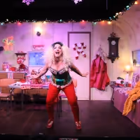 Review: WHO'S HOLIDAY, A CHRISTMAS FAVORITE NOW PLAYING IN KANSAS CITY at Musical…