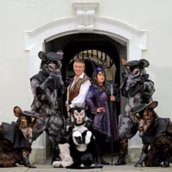 Bristol Hippodrome Launches DICK WHITTINGTON Panto Photo