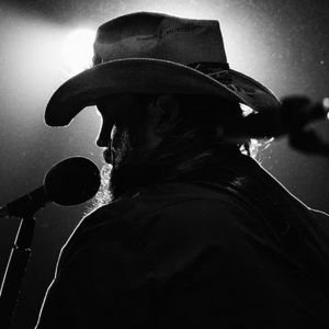 Chris Stapleton Confirms 2024 'All-American Road Show'