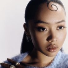 Griff Shares Dreamy Cover of 'Pure Imagination'