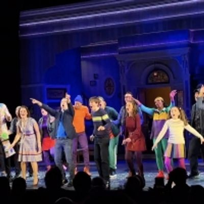 VIDEO: Watch MRS. DOUBTFIRE Cast Take First Bows Back on Broadway!