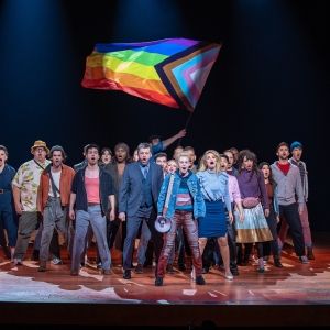 Limited Tickets Remain for BROADWAY BACKWARDS Hosted by Jenn Colella