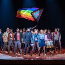 Limited Tickets Remain for BROADWAY BACKWARDS Hosted by Jenn Colella