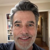 VIDEO: Peter Gallagher Shares Memory of Working on ON THE TWENTIETH CENTURY as Part…