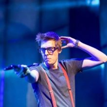 BWW Review:  THE ILLUSIONISTS Return to Broadway With MAGIC OF THE HOLIDAYS