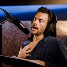 Video: Jonathan Bailey Stars in New DRACULA Audio Adaptation