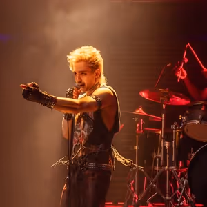 Video: Watch Highlights from THE LOST BOYS on Broadway