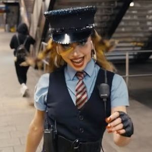 Video: CATS: THE JELLICLE BALL Performs 'Skimbleshanks: The Railway Cat' in the…