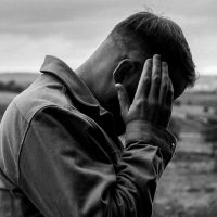 HOLNE Releases New Single 'November Sky'