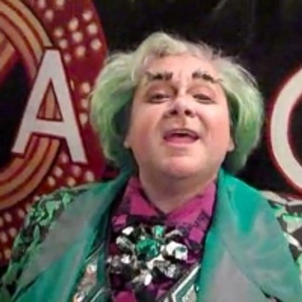 TV: Win a Trip to Chicago With Your Shpeel! - Chicago Theater Video