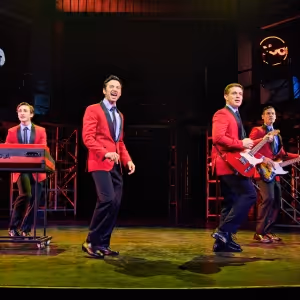 Review: JERSEY BOYS at Paper Mill Playhouse is Exhilarating
