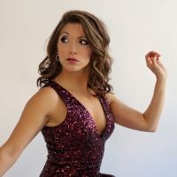 Edinburgh 2019: BWW Review: CHRISTINA BIANCO: FIRST IMPRESSIONS, Assembly