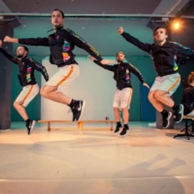 BWW Review: Masculine Stereotypes Skewered with Humor in CEZARY GOES TO WAR at La Mama