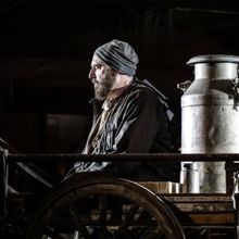 Review Roundup: What Did The Critics Think of FIDDLER ON THE ROOF?
