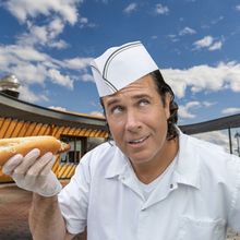 Michael Quinn's FELTMAN: WORLD'S FIRST HOT DOG to Return to the Chain Theatre