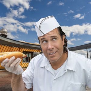 Michael Quinn's FELTMAN: WORLD'S FIRST HOT DOG to Return to the Chain Theatre