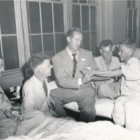 Bob Hope's Foundation Awards $250,000 Relief Grant For Veterans