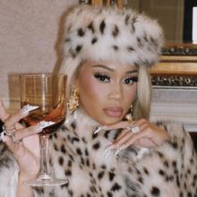 Saweetie Drops Empowering New Track 'Richtivities'