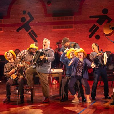 Review: COME FROM AWAY at The Seattle Rep