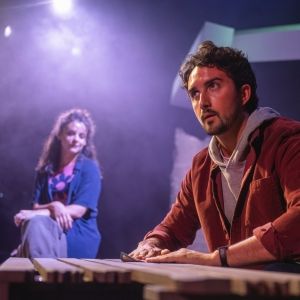 Review: A HISTORY OF PAPER, Traverse Theatre