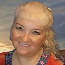 Luanne Hunt Releases 24th Studio Album