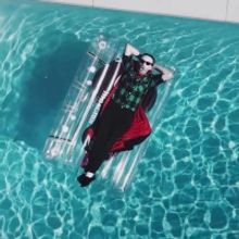 VIDEO: Watch the Official Video for Mike Viola's 'Drug Rug'