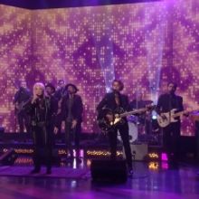 VIDEO: Tanya Tucker & Brandi Carlile Perform 'Hard Luck' on THE ELLEN SHOW