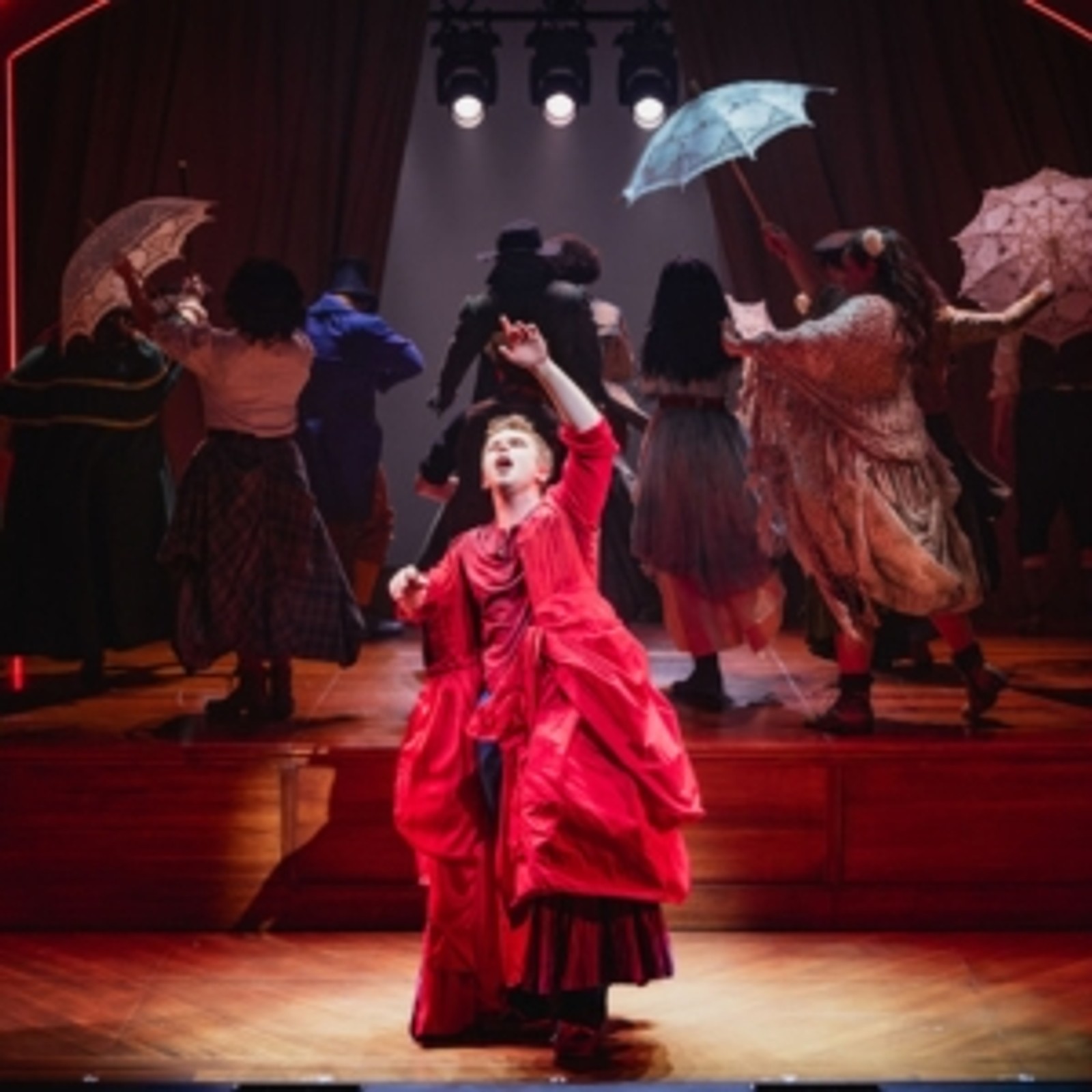 Review: BECOMING NANCY, Birmingham Rep