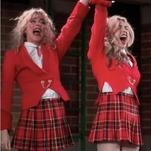 Video: Peyton List Gets Her HEATHERS Scrunchie as She Begins Rehearsals