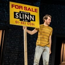 BWW Review: VALUED FRIENDS, Rose Theatre