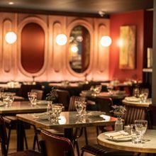 Dinner and A Show: CAFE KITTY, Underbelly Boulevard