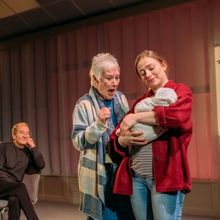 Review: CYPRUS AVENUE, Pavilion Theatre Glasgow