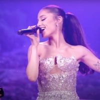 VIDEO: Ariana Grande Leads THE VOICE Judges in a Performance of 'Hopelessly Devoted…