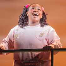 Wake Up With BroadwayWorld July 9, 2026- Go Inside SIX, HEATHERS, and More