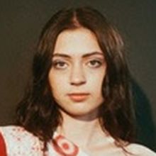 Lizzy McAlpine Releases Spotify Singles