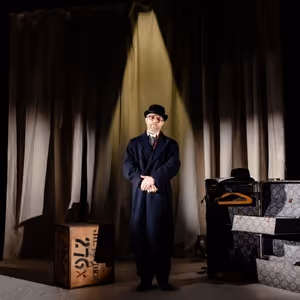 Review: TWO HALVES OF GUINNESS, Park Theatre