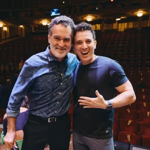 Video: Jarrod Spector Is the King (George) of Broadway