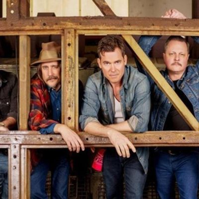 Old Crow Medicine Show, Del McCoury & Molly Tuttle Perform 'My Side Of The Mountain'