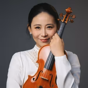 A Language of Love: Violinist Jing Sun’s Mission to Make Music a Human Bridge